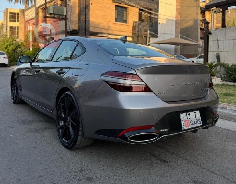 جنسس G70